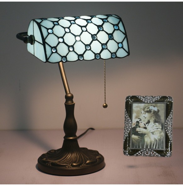 European retro office lamp desk lamp study children's reading lamp glass Tiffany Table Lamp