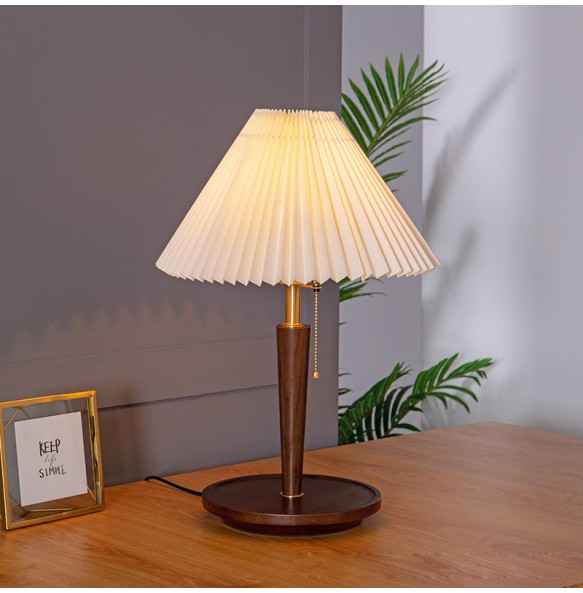 2024 New Nordic Bedside Table lamp Solid Wood Bedroom Dining Table Retro Creative Japanese Pleated Table lamp Living Room Bedroom Hall