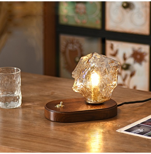 2024 New Japanese style retro designer bedroom bedside lamp night light charging living room mood lamp study decoration table lamp