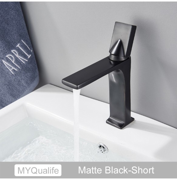 2024 New Black Hot Cold Basin Faucet Deck Mounted Square Brass Bathroom Mixers Single Handle White Vanity Sink Mixer Faucet Basin Tap