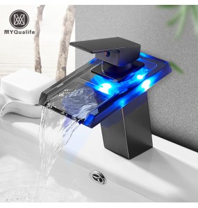 2024 New Luxury LED Color Changing Waterfall Basin Sink Faucet Single Handle Deck Mounted Hot and Cold Mixer Taps