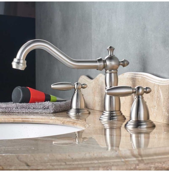 Dual Handle Basin Faucet Widespread Brass Basin Sink Mixer Tap Antique Brass 3 Holes Bath Sink Hot Cold Water Tap