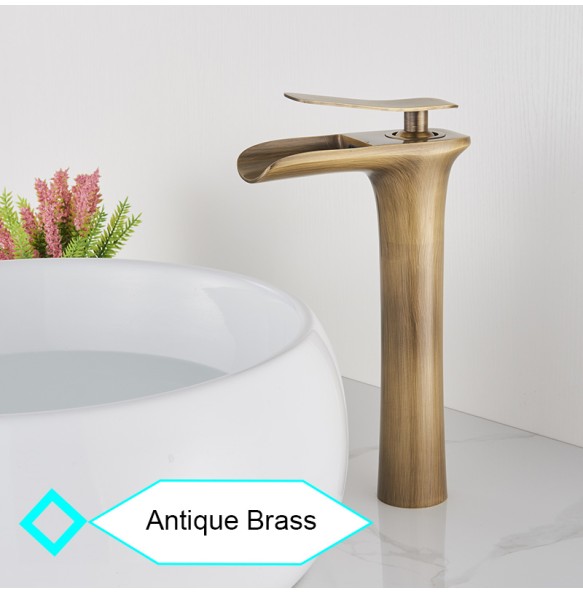 Luxurious Bathroom Basin Faucet Brass Deck Mounted White Mixer Taps Single Handle Hot Cold Water Mixer Tap