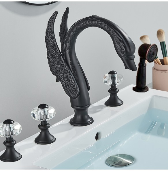 Widespread Swan Bathtub Faucet Golden Tub Mixer Tap Deck Mounted 3 Handle Swan Bath Shower Set with Pull Out Handshower Head