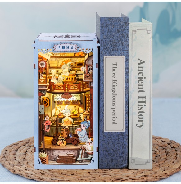 CUTEBEE DIY Book Nook Kit Miniature Doll House With Touch Light Dust Cover Bookshelf Insert Bookends Gifts Azure Phoenix Lodge