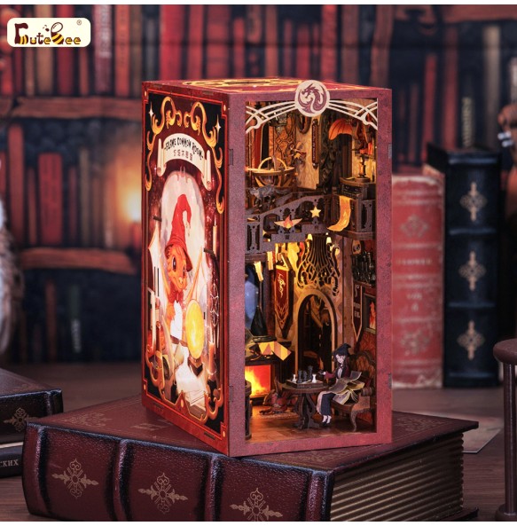 CUTEBEE Book Nook Doll House 3D Puzzle With Touch Light Dust Cover Magic Gift Ideas Bookshelf Insert Toy Gifts Flame Common Room