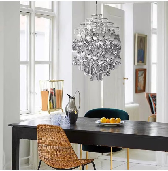 Modern Creative 2024 Pendant Lights Gold Chrome Hanging Lamps over Dining Table Kitchen Island Lighting Fashion